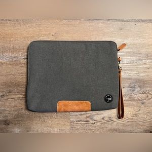 Laptop Case/Sleeve
